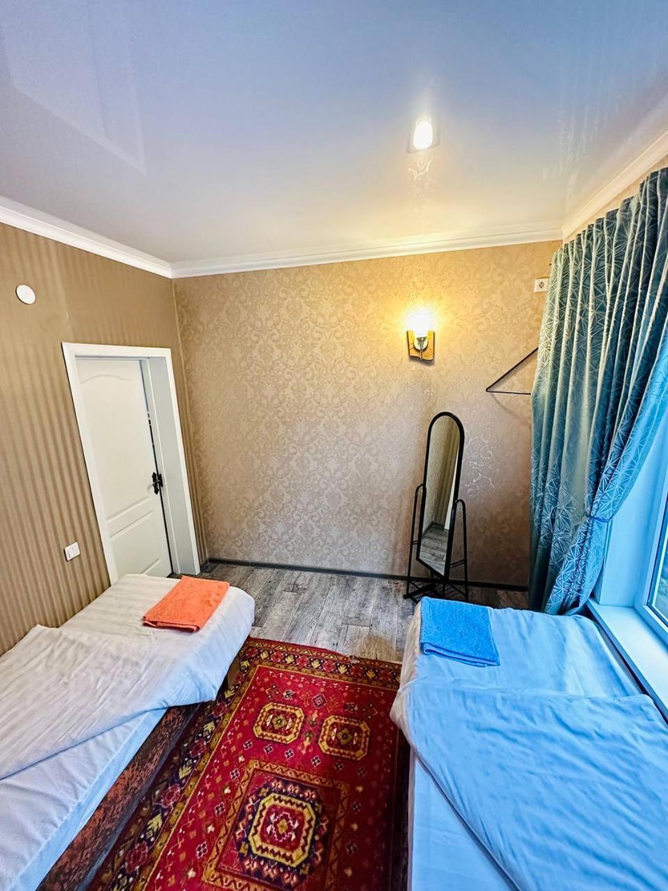 Art House Sweet Home Shymkent Esterno foto