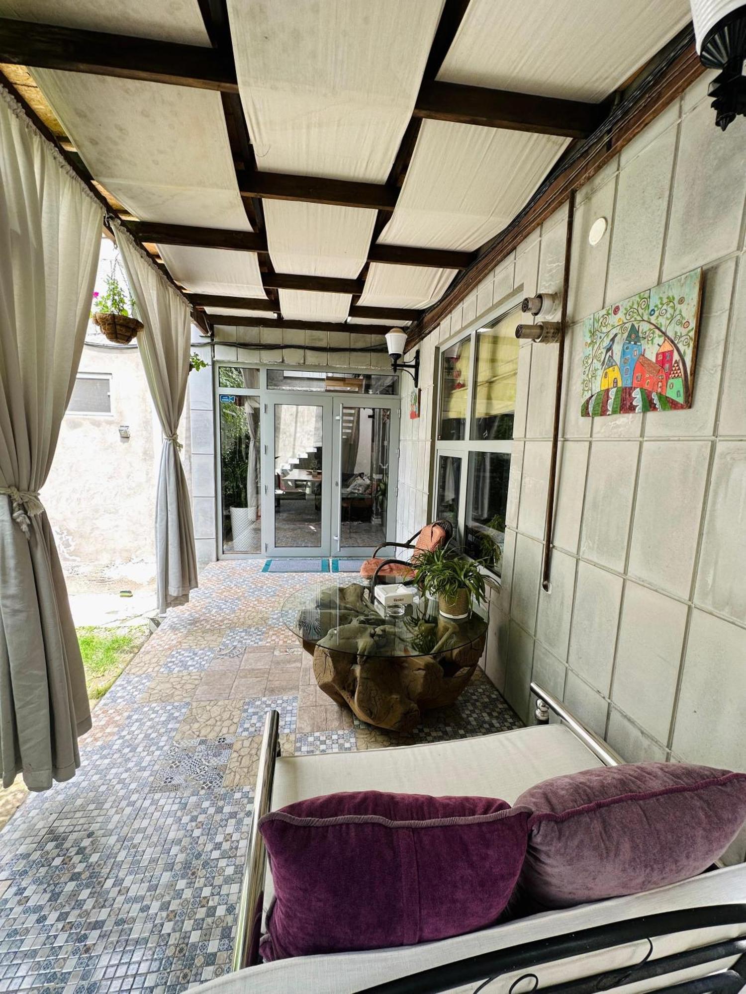 Art House Sweet Home Shymkent Esterno foto