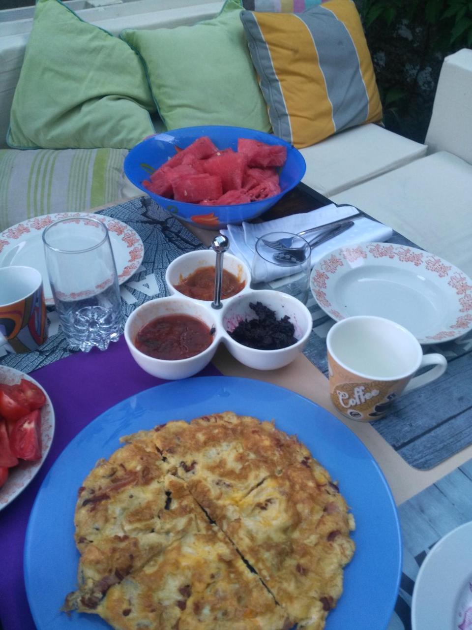 Art House Sweet Home Shymkent Esterno foto