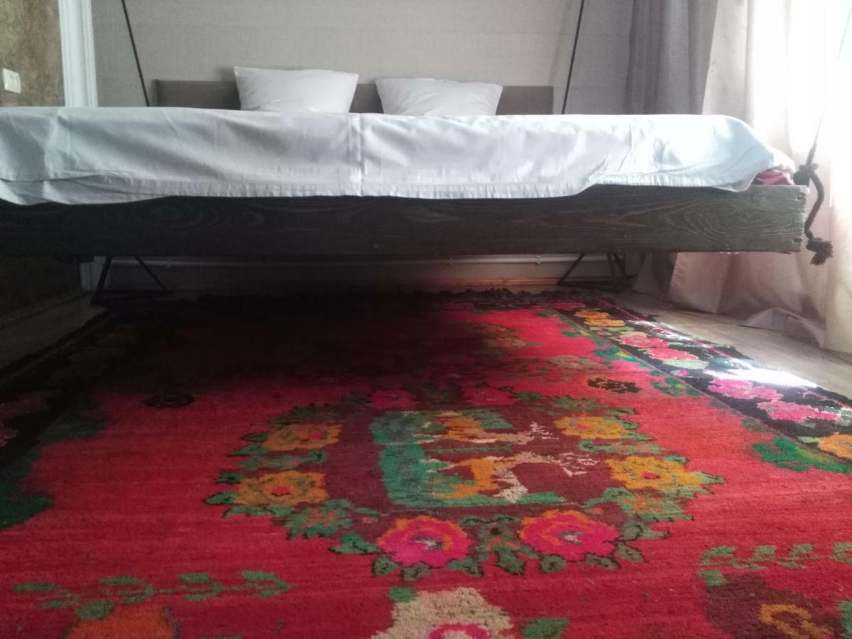 Art House Sweet Home Shymkent Esterno foto